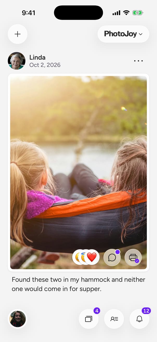 The PhotoJoy feed, showing a family photo